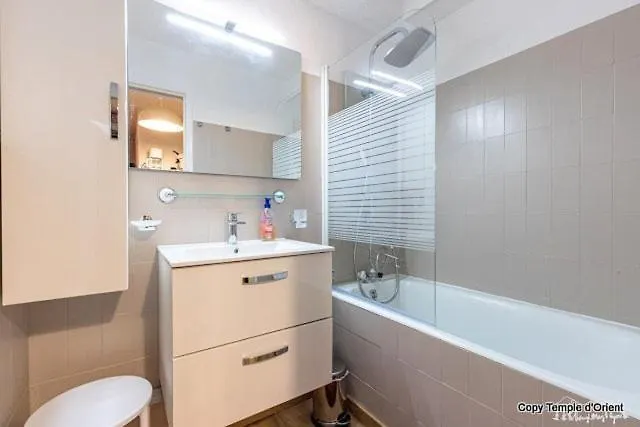 Apartment Village Cosy Avec Balcon