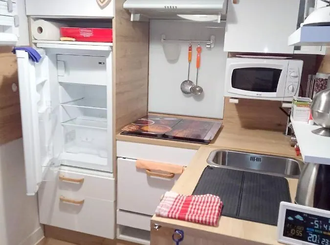 Village Cosy Avec Balcon Lägenhet Allos